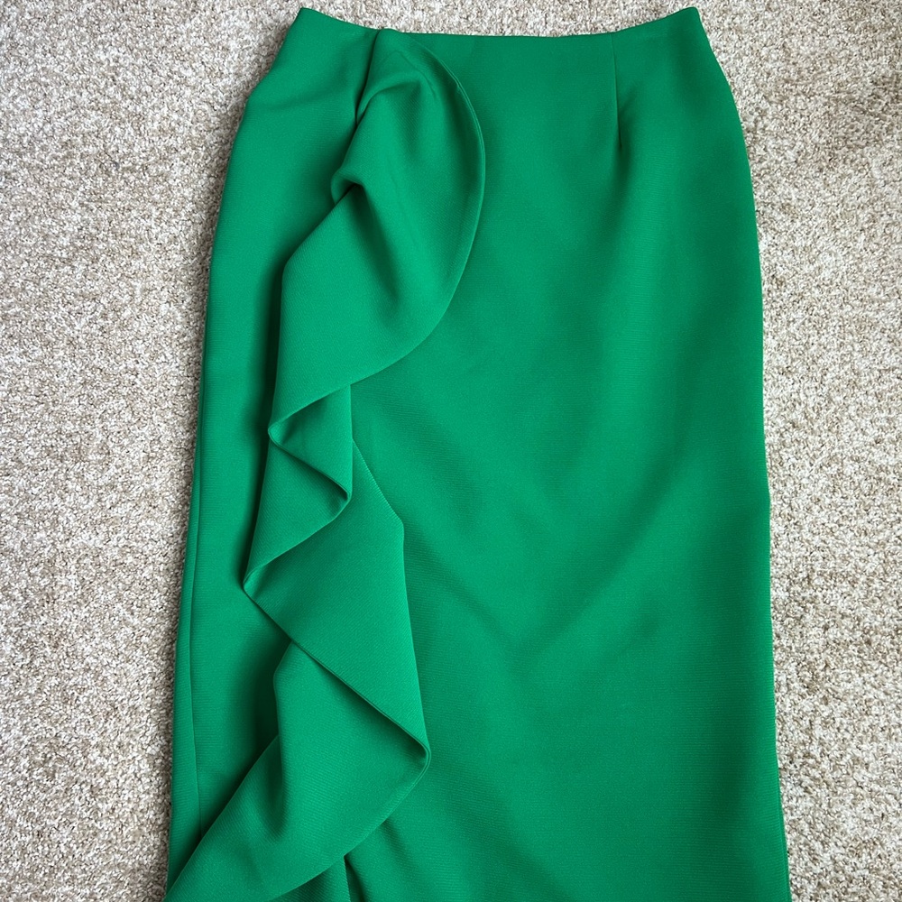 TOV midi ruffle kelly green skirt